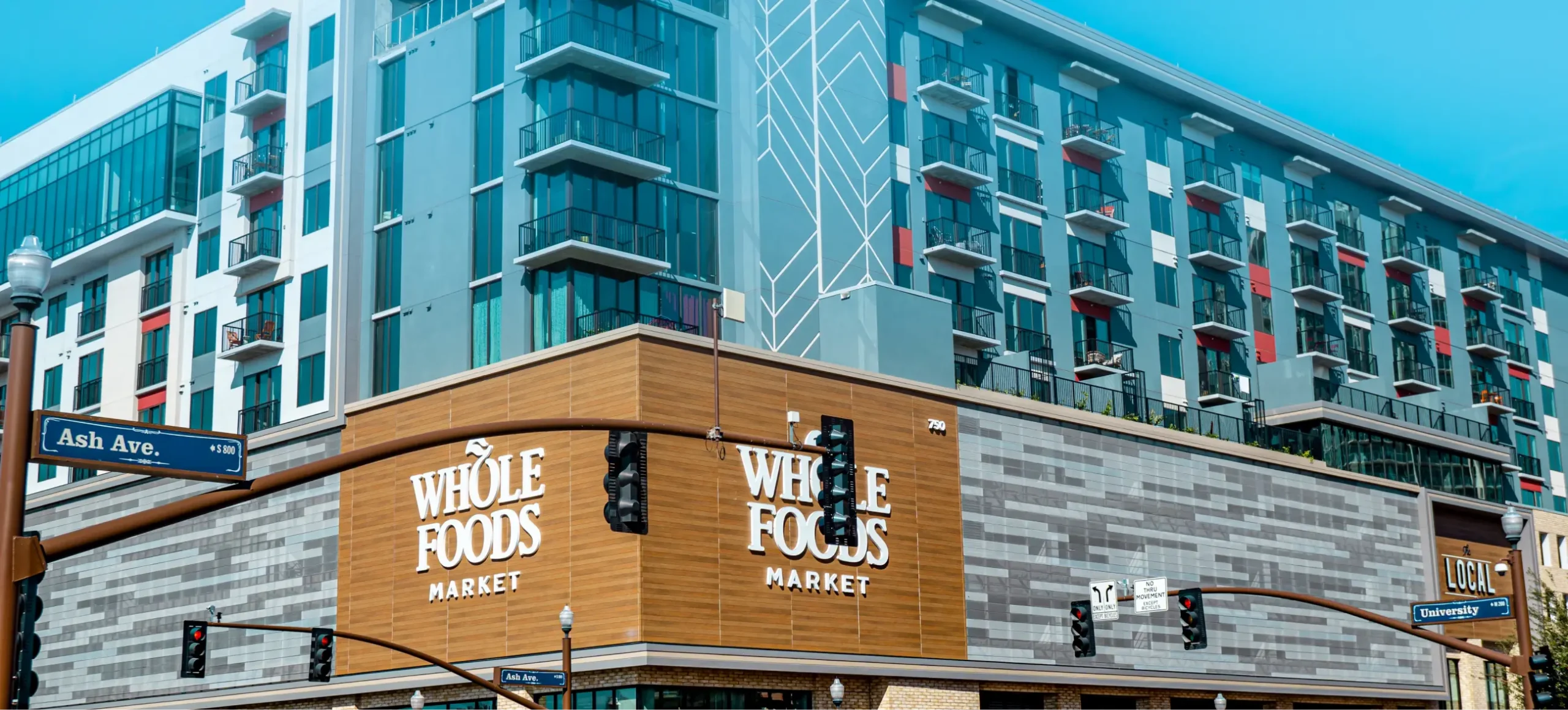 Photo of exterior of grocery store building